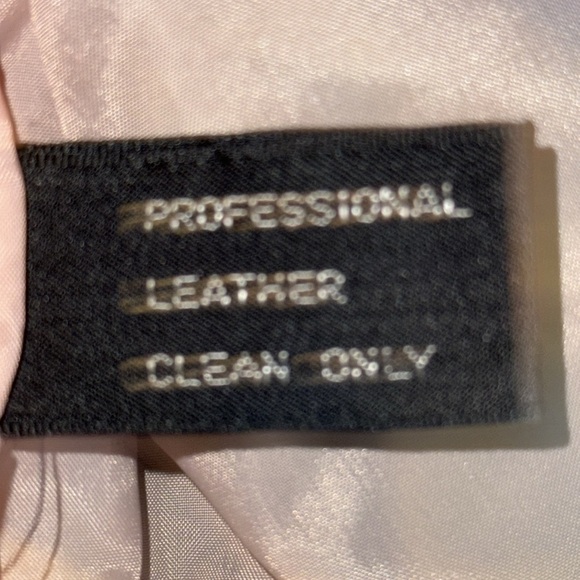 Wilson’s Leather Vintage Gray & Pink Bomber Jacket - Picture 9 of 10